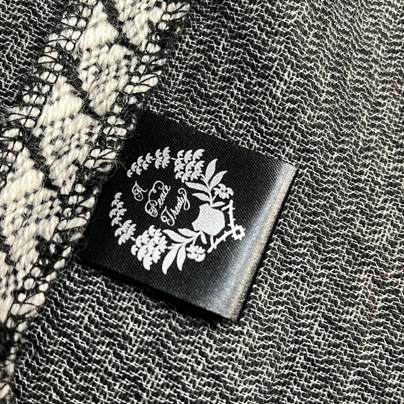 A Peace Treaty 100% Baby Alpaca Handmade in Peru Wrap Skirt size XS-S 🦙 - Picture 5 of 16